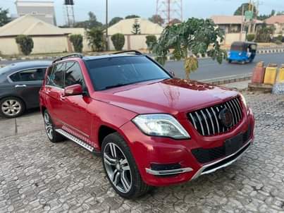 A picture of Benz GLK350 013