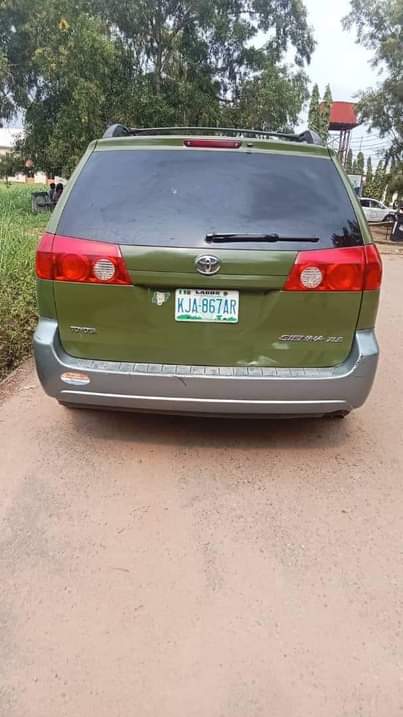 A picture of 2024 Toyota Sienna