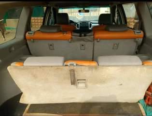 A picture of Toyota Highlander 05 3 rows Engine and Gear ok Ac
