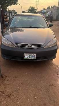 A picture of Super clean toks standard TOYOTA Camry 2005 model