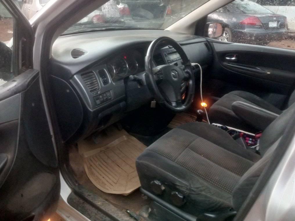 A picture of Mazda mpv pure first body pan engine gear manual drive