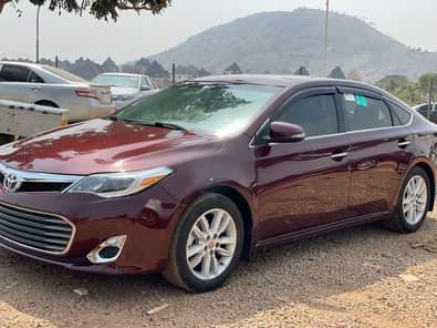 A picture of FOREIGN USED TOYOTA AVALON 2016 MODEL ACCIDENT FREE MILEAGE IS