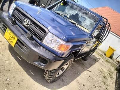 toyota land cruiser