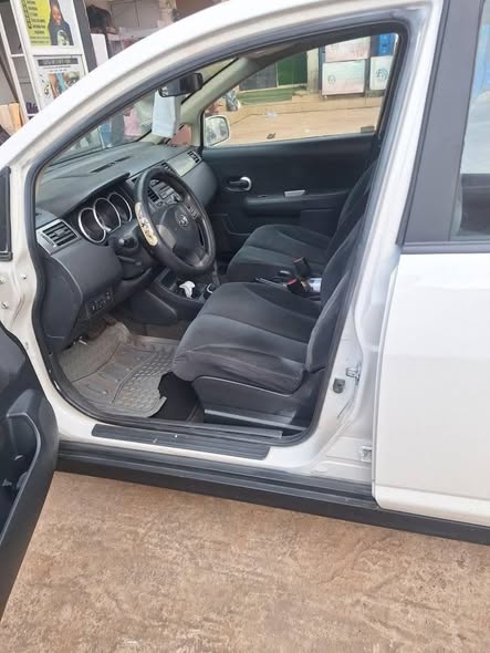 A picture of Car