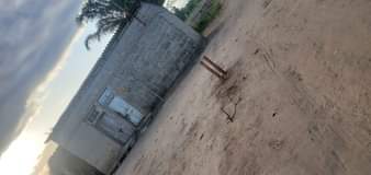 A picture of Kiwanja pamoja na banda vinauzwa