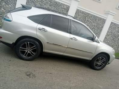 A picture of Clean Lexus Rx330 Available Buy and drive nothing to fix