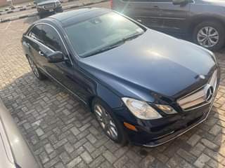 A picture of Toks Mercedes Benz E350 Coupe 2011