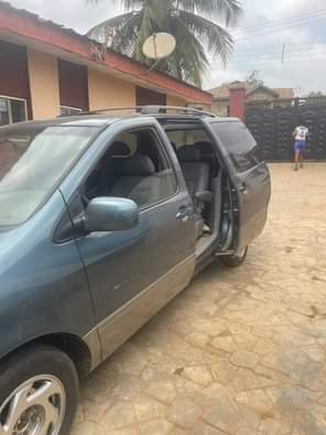 A picture of Unregistered 9ja use Toyota Sienna for Sale everything working perfectly