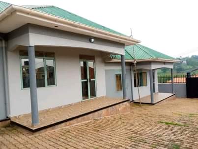 A picture of For Rent 400k Kasangati nangabo 2 bedrooms self. Call Wtp
