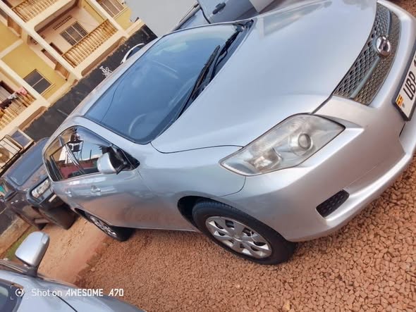 toyota fielder