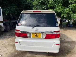 A picture of Toyota Alphard Inalengeshwa