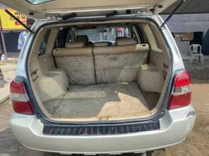 A picture of Distress Dealer Buy Toyota Highlander for sale Engine Gear Ac