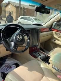 A picture of Lexus LX570 2009 2020