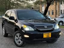 A picture of Toyota Harrier