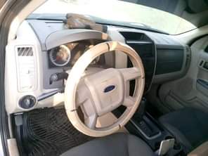 A picture of QUICK DEAL 1.9MIL to owner 2008 Ford Escape 4plug engine