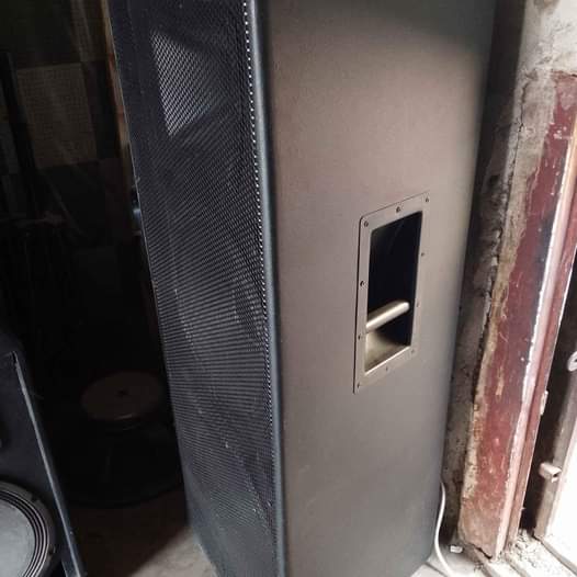 speakers