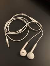 earphones