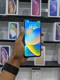 A picture of IPHONE XSMAX 64GB