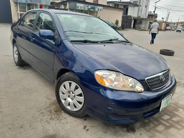 A picture of 2004 REGISTERED TOYOTA COROLLA LE TOKS STANDARD AVAILABLE 