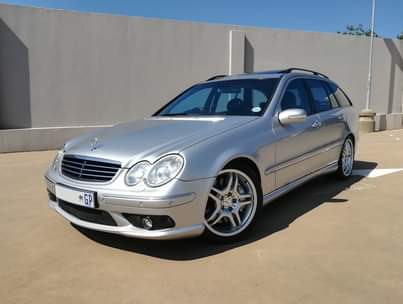 Mercedes B.