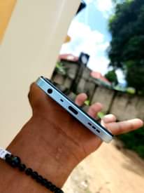 A picture of Oppo A57s