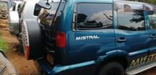 A picture of Nissan Mistral