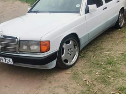mercedes benz 190e