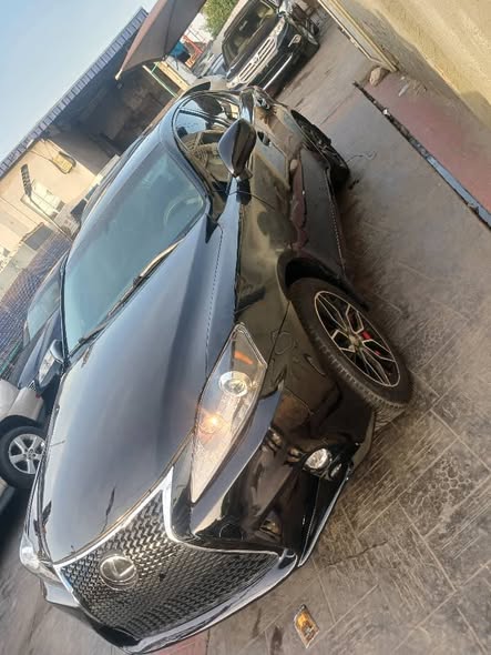A picture of 2015 Lexus IS250