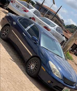 A picture of Lexus ES330 2006 First body nothing to fix Buy and