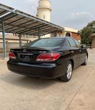 A picture of Lexus ES330 2006 First body nothing to fix Buy and