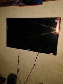 A picture of Nauza tv 180000 nchi 32