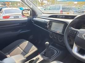used toyota hilux