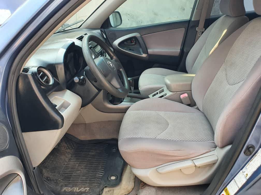 A picture of 2008 Toyota rav4