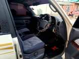 A picture of 2003 TOYOTA PRADO