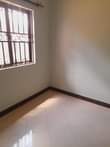 A picture of Moshono shulen kwa nyuma