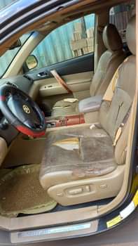 A picture of Distress sale Sharp Highlander 2008 model good engine and gear