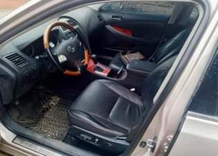 A picture of Lexus ES350