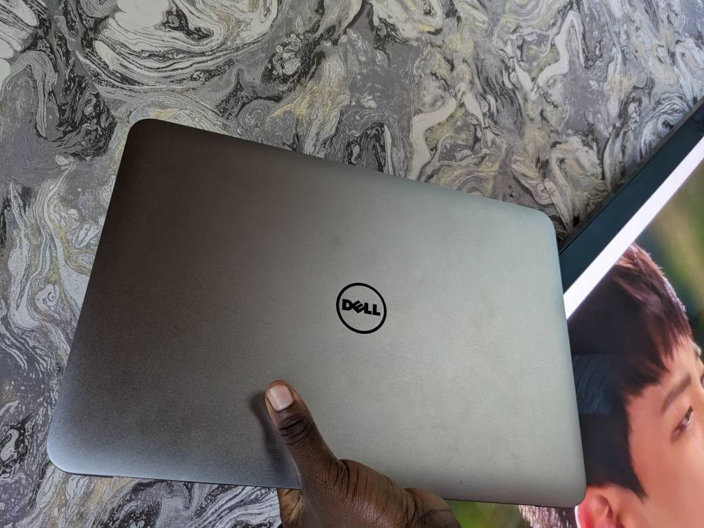 A picture of DELL CORE i7 touch screen