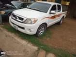 A picture of Toyota Hilux low jack 2008 model Sound untampered engine and