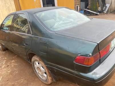 A picture of Toyota camry 2001