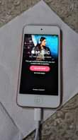 A picture of Apple iPod