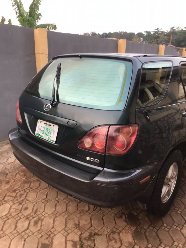 A picture of 2003 Lexus RX300 for sale