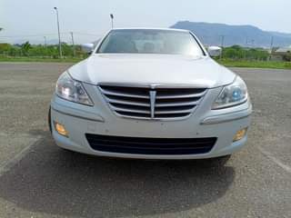 A picture of Hyundia genesis 2012 direct belguim