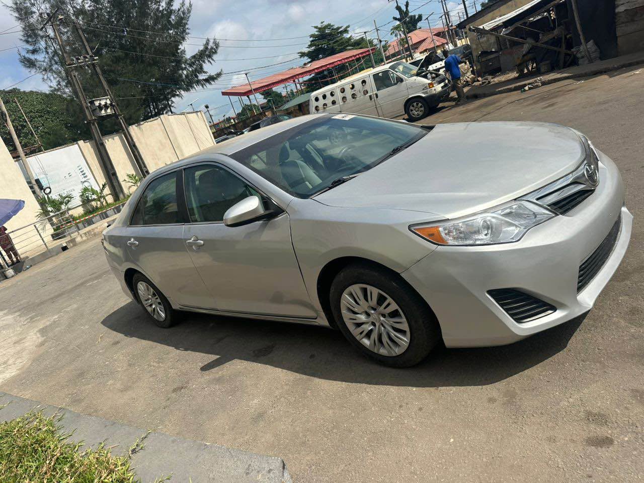 A picture of Distress sale 2012 Foreign Used Toyota Camry LE