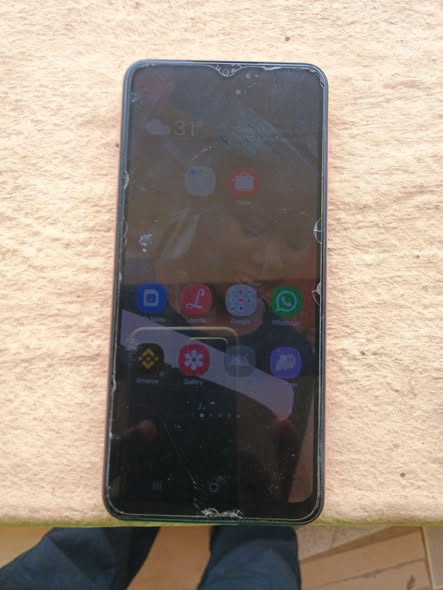 A picture of Samsung A04S