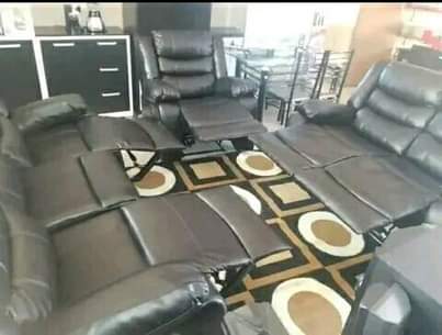 classifieds/furniture sofas