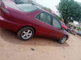 A picture of 1998 Honda Accord