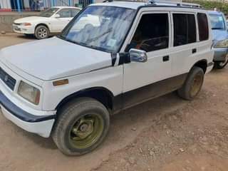 suzuki escudo