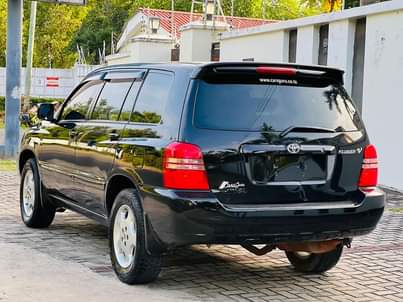 A picture of TOYOTA KLUGER