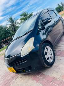 A picture of TOYOTA RACTIS
